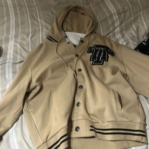 True religion khaki college type atyle hat